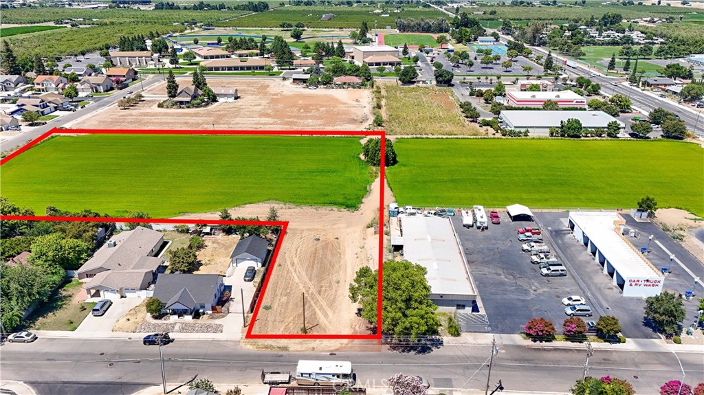 main property photo 16