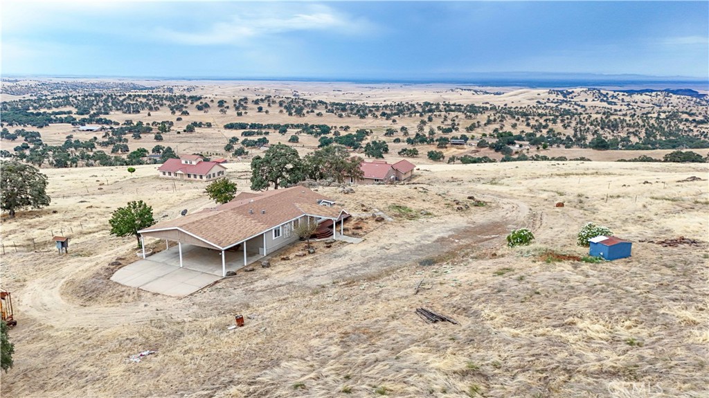 main property photo 45