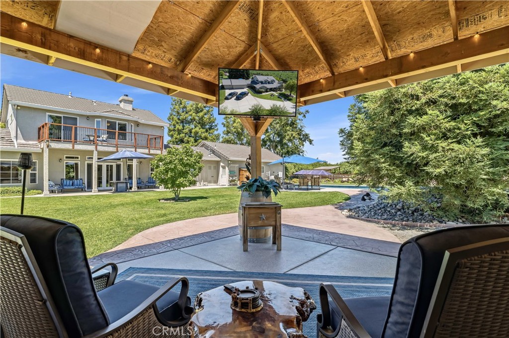 main property photo 51