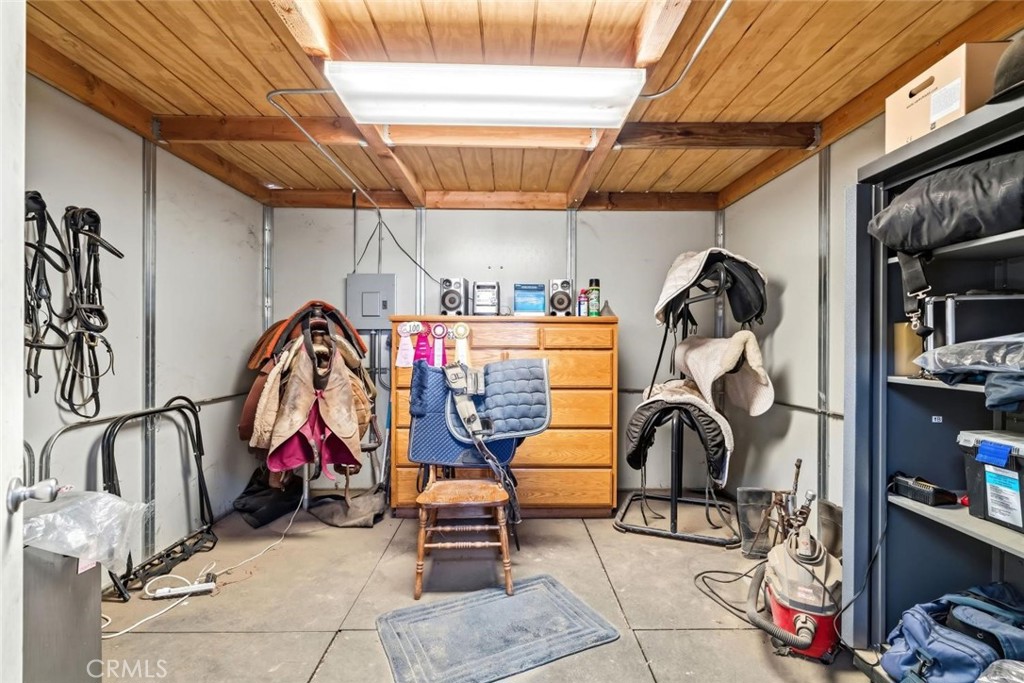 main property photo 60