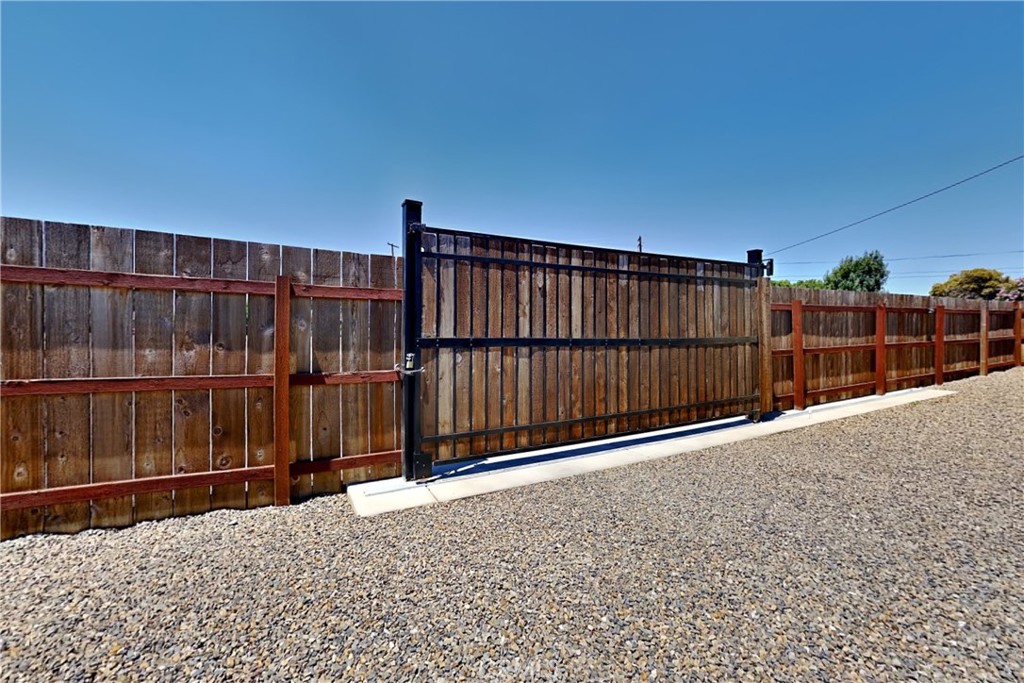 main property photo 67