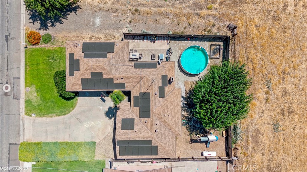 main property photo 16