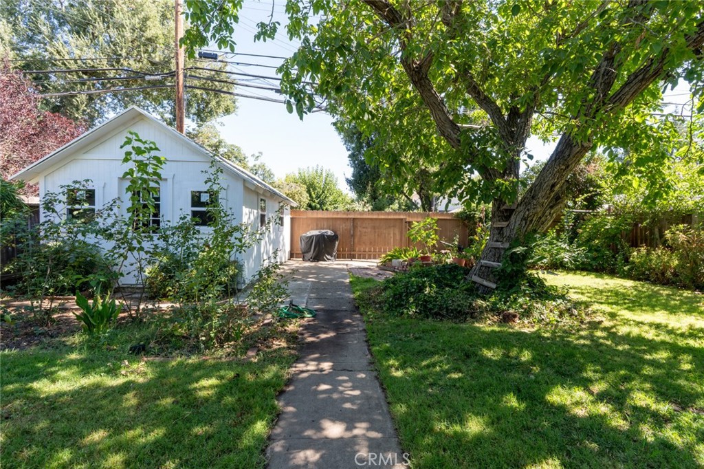 main property photo 38