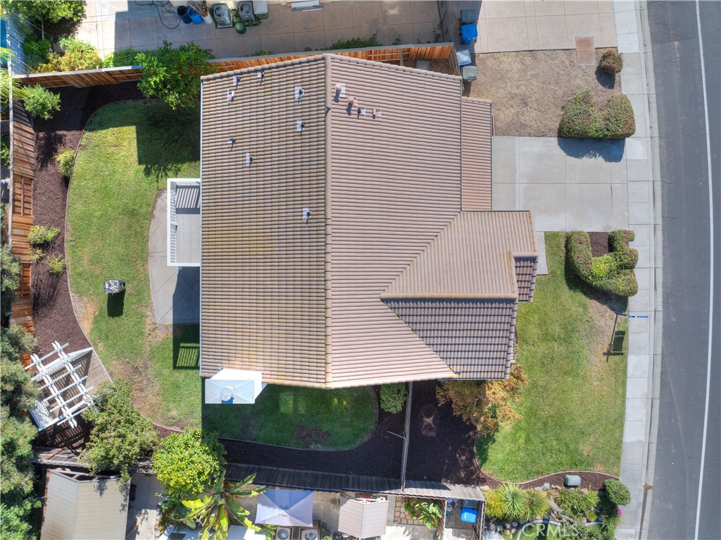 main property photo 50