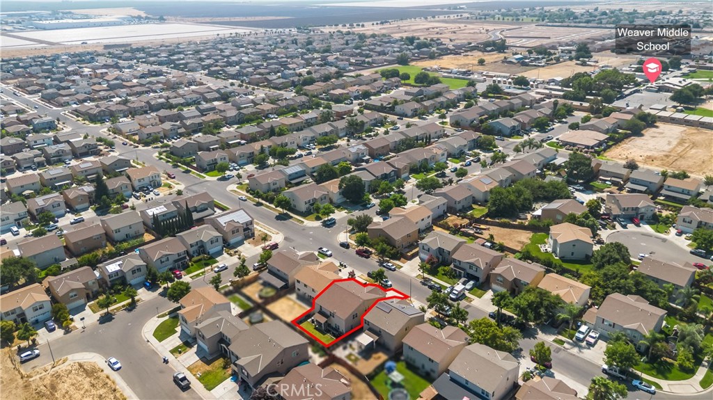 main property photo 23