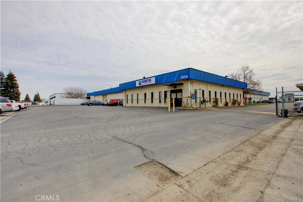 main property photo 5