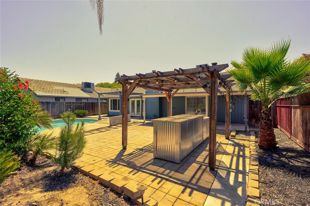 main property photo 42
