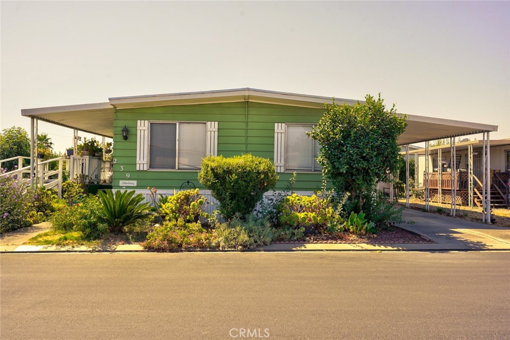 main property photo 0