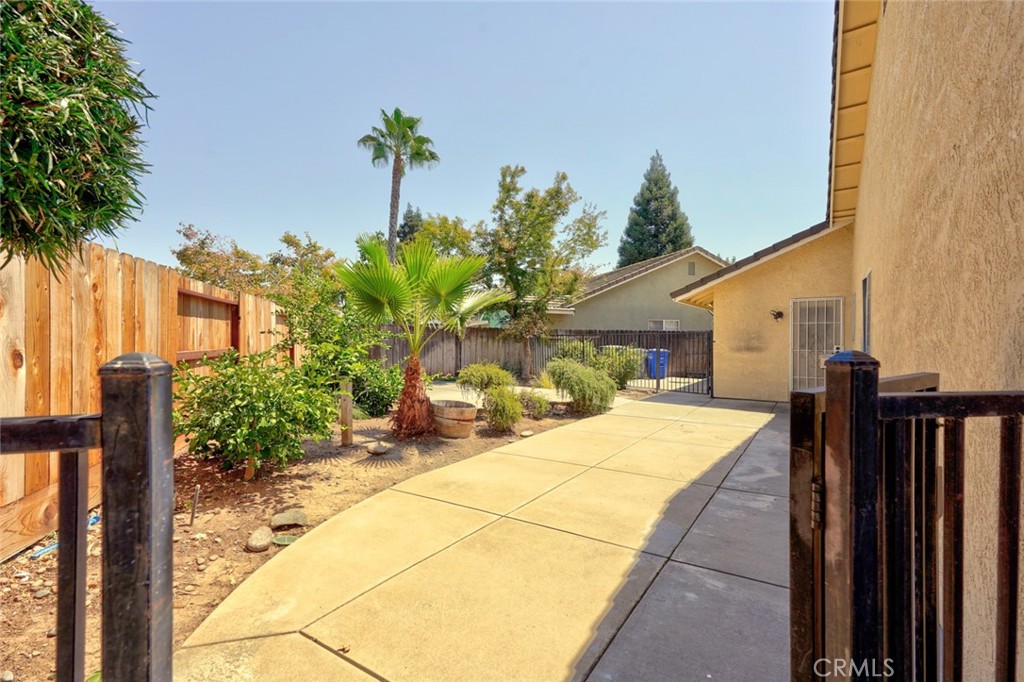 main property photo 49