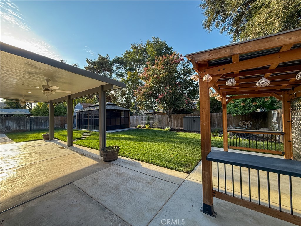 main property photo 17