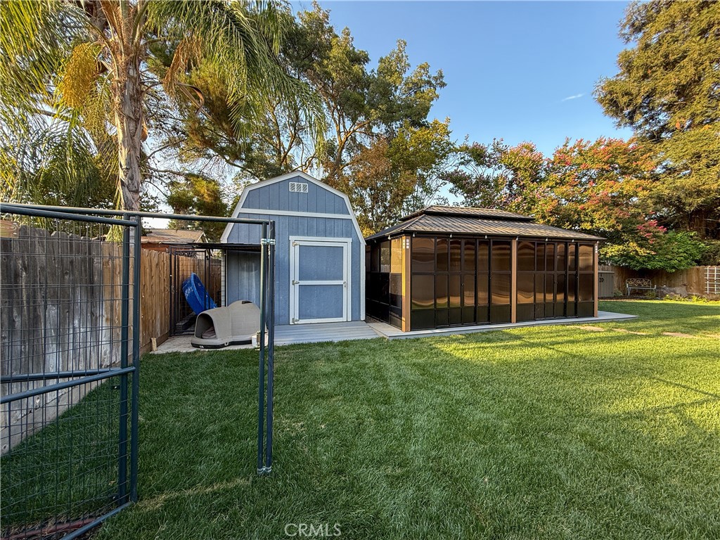 main property photo 23