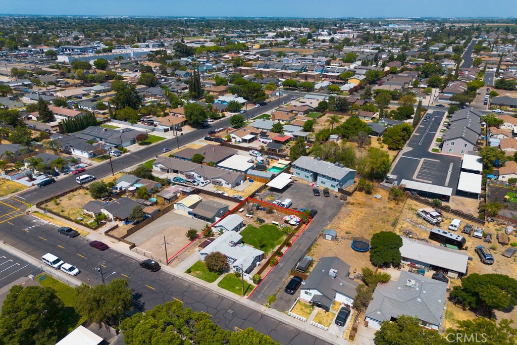 main property photo 32
