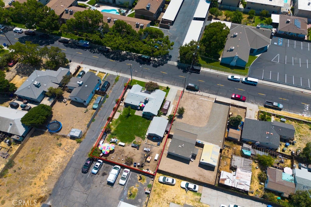 main property photo 39