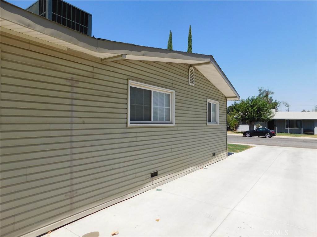 main property photo 65