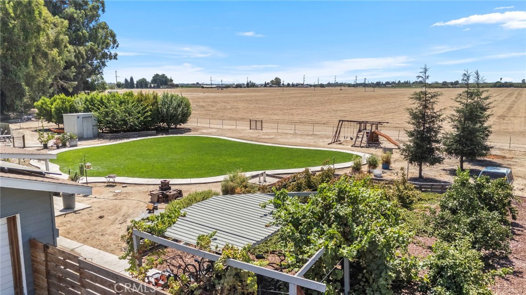 main property photo 36