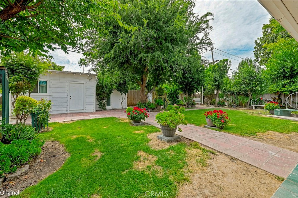 main property photo 39