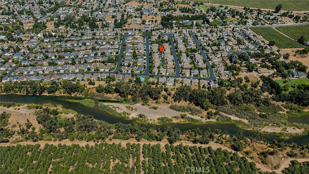 main property photo 37
