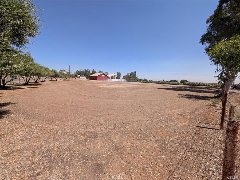 main property photo 19