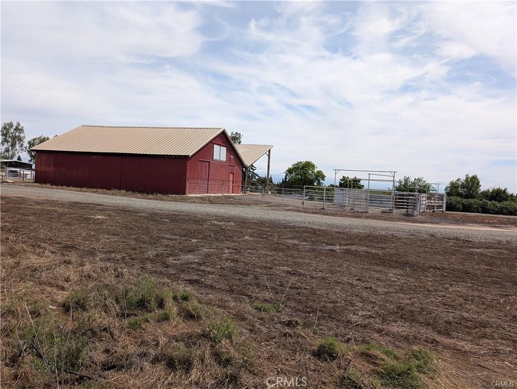 main property photo 14