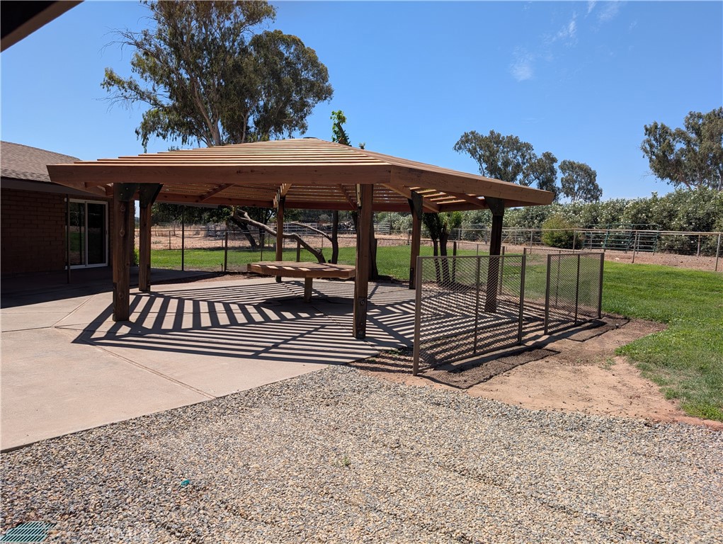 main property photo 24