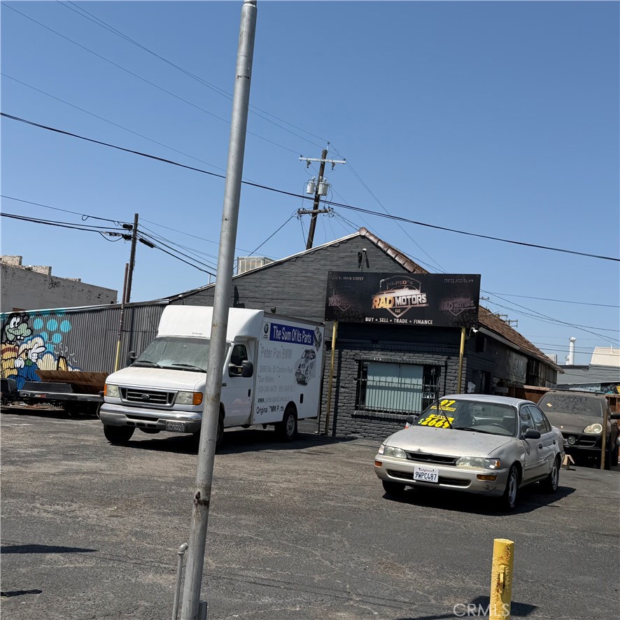 main property photo 10