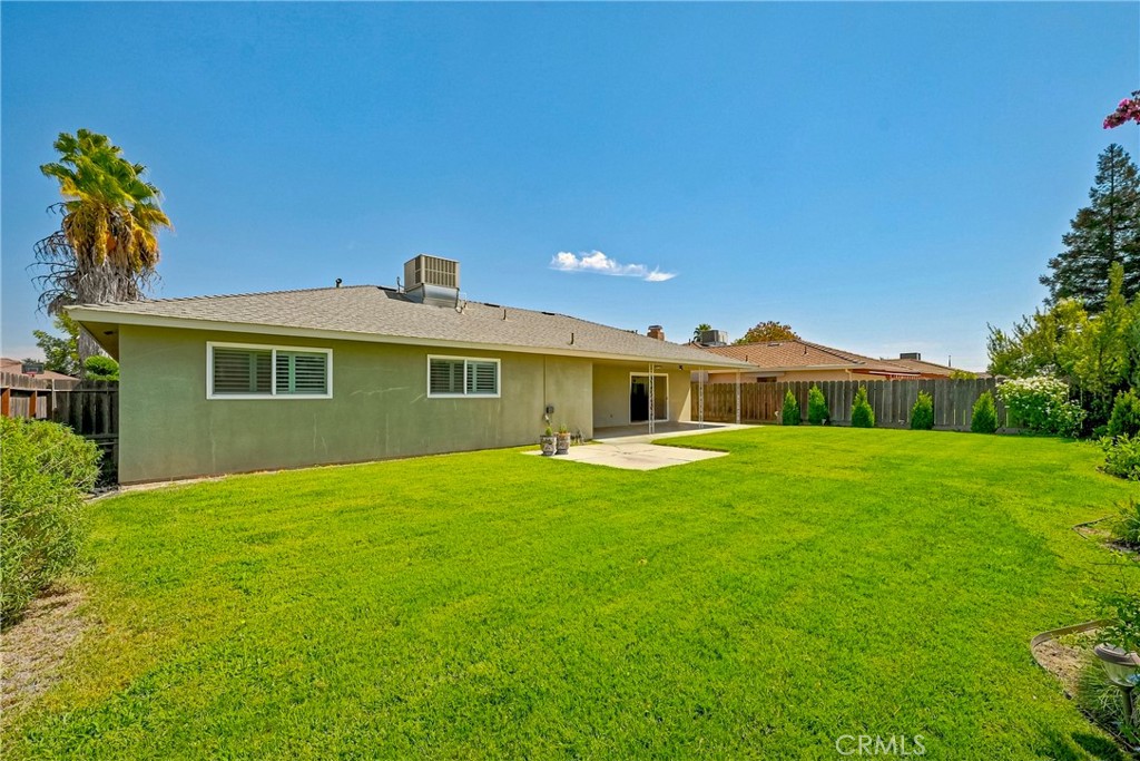main property photo 41