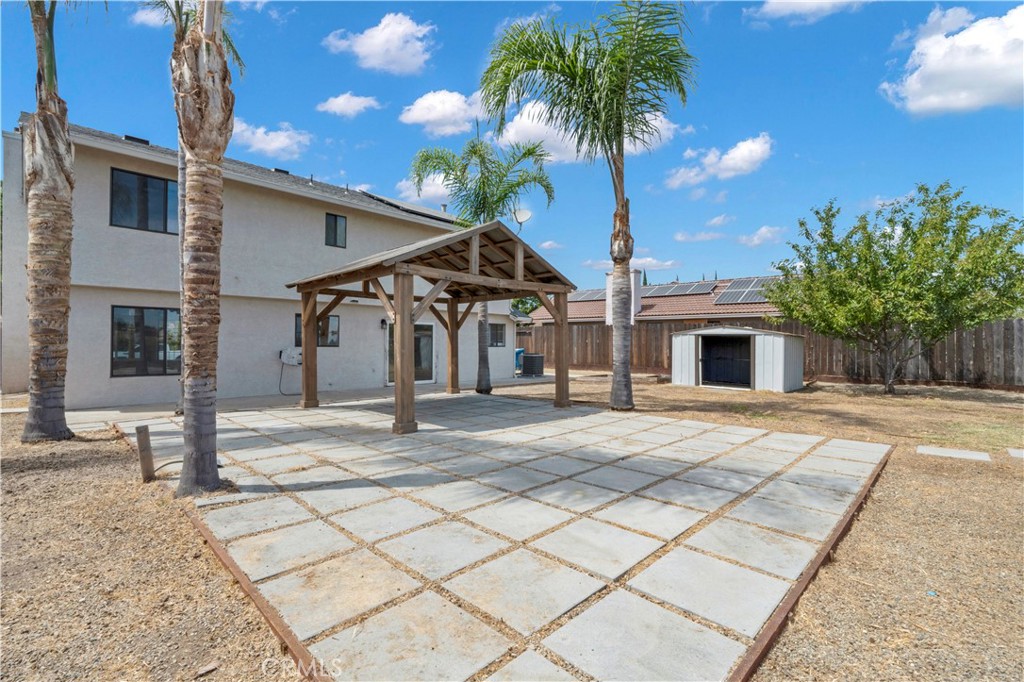 main property photo 34