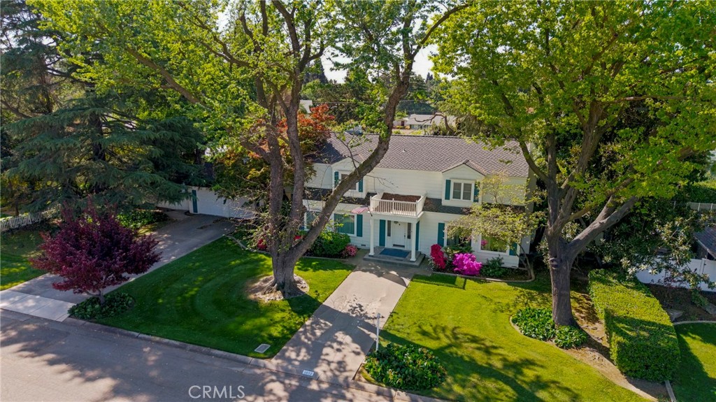 main property photo 13