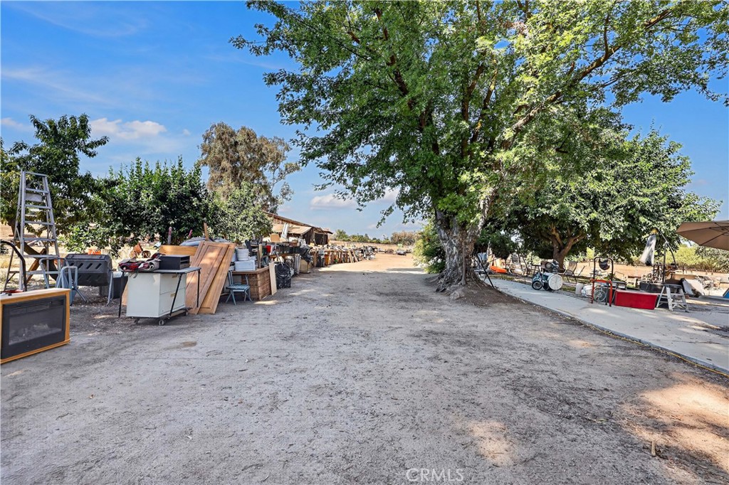 main property photo 45