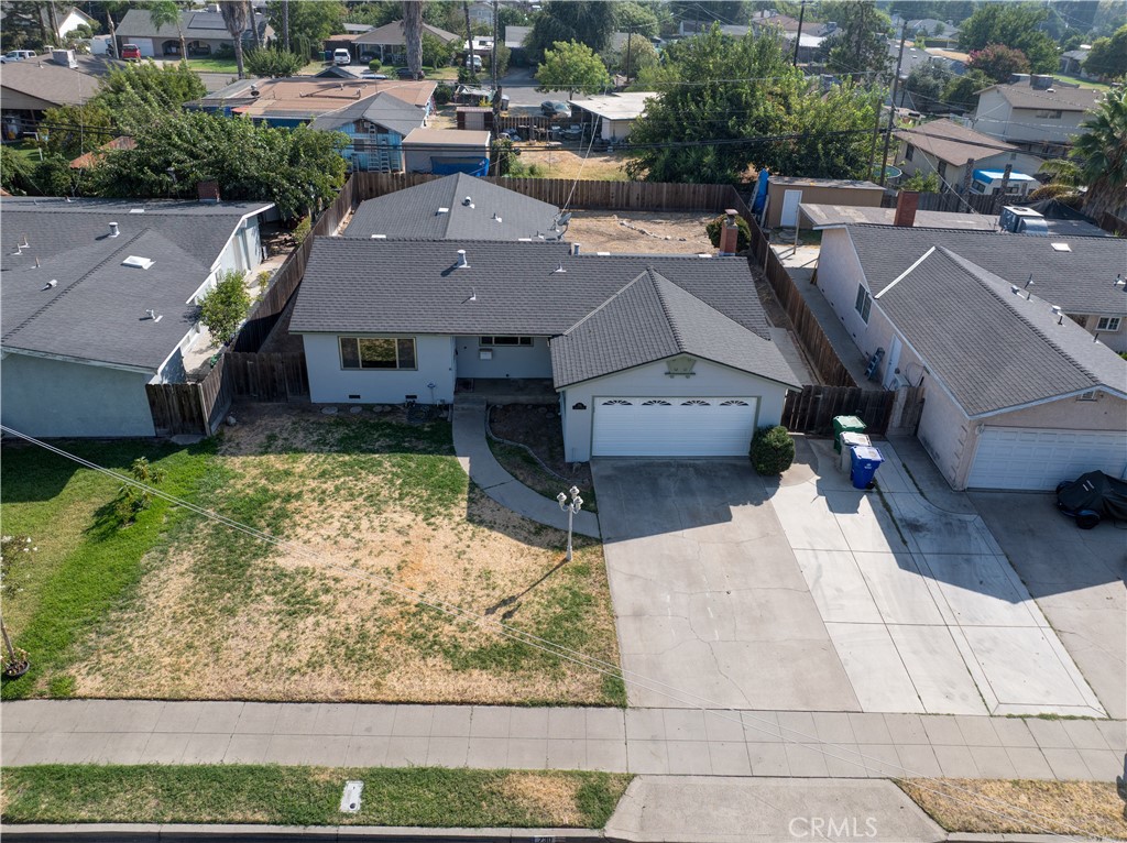 main property photo 42