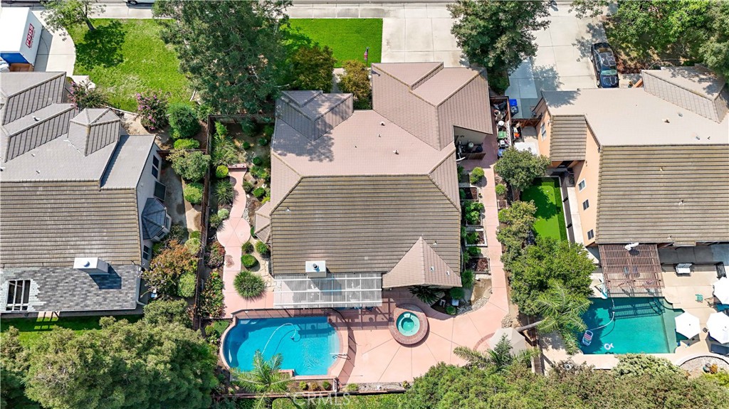 main property photo 60