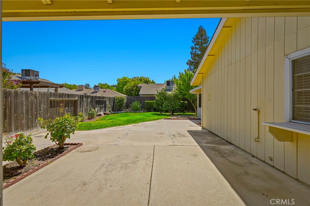 main property photo 49