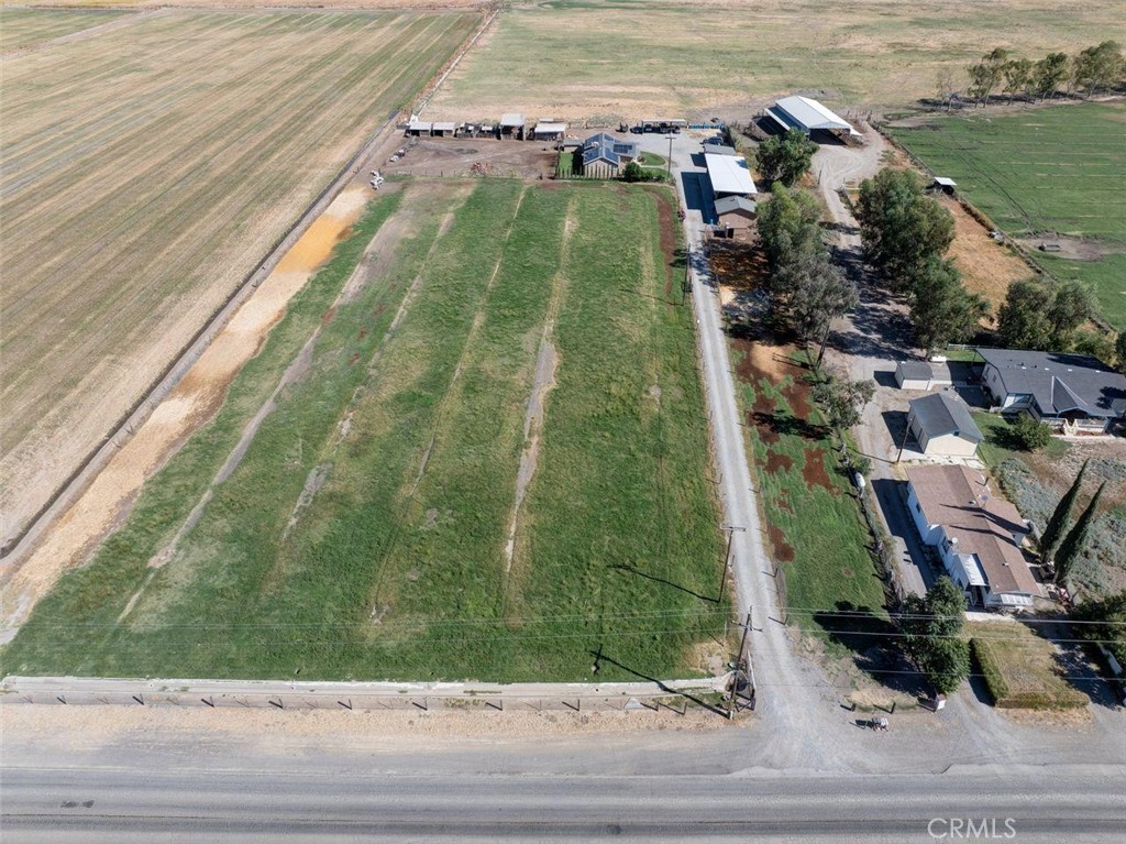 main property photo 47