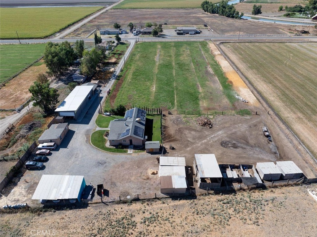 main property photo 48