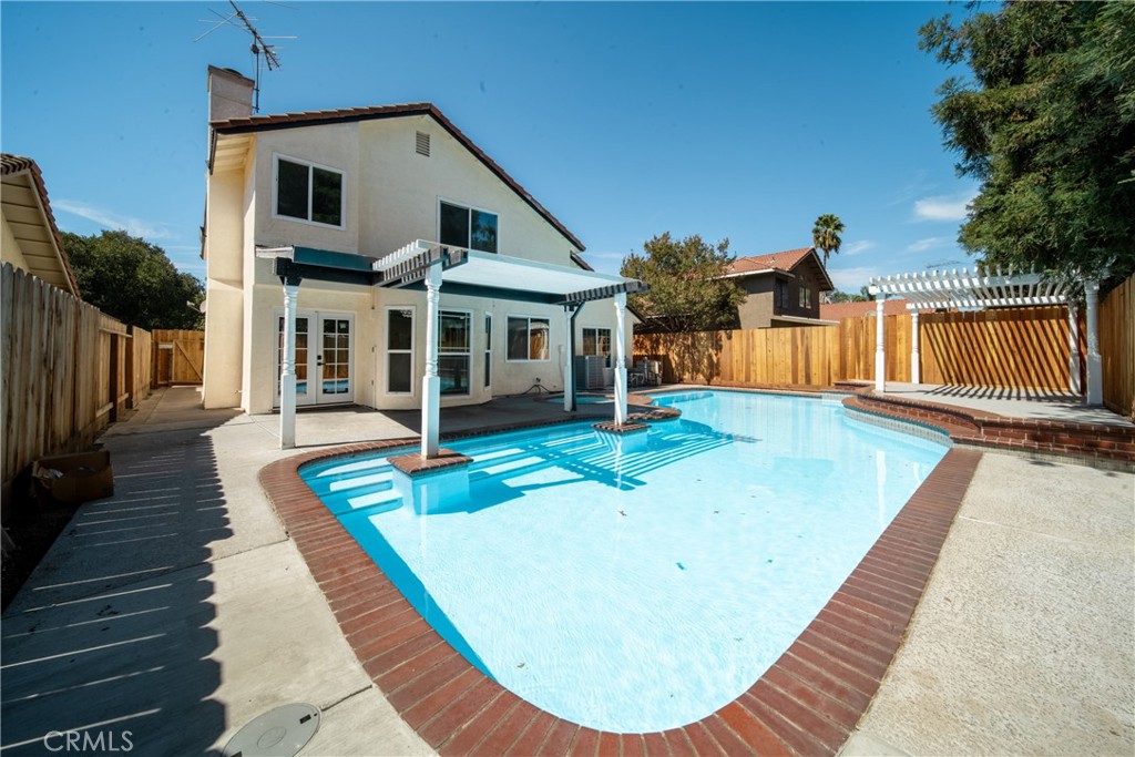 main property photo 20