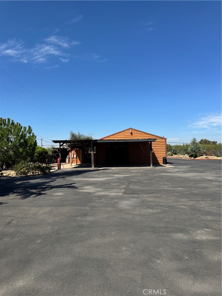 main property photo 35