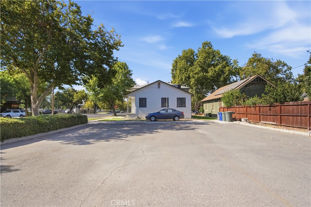 main property photo 27
