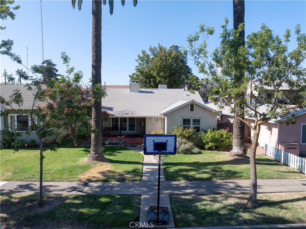 main property photo 25