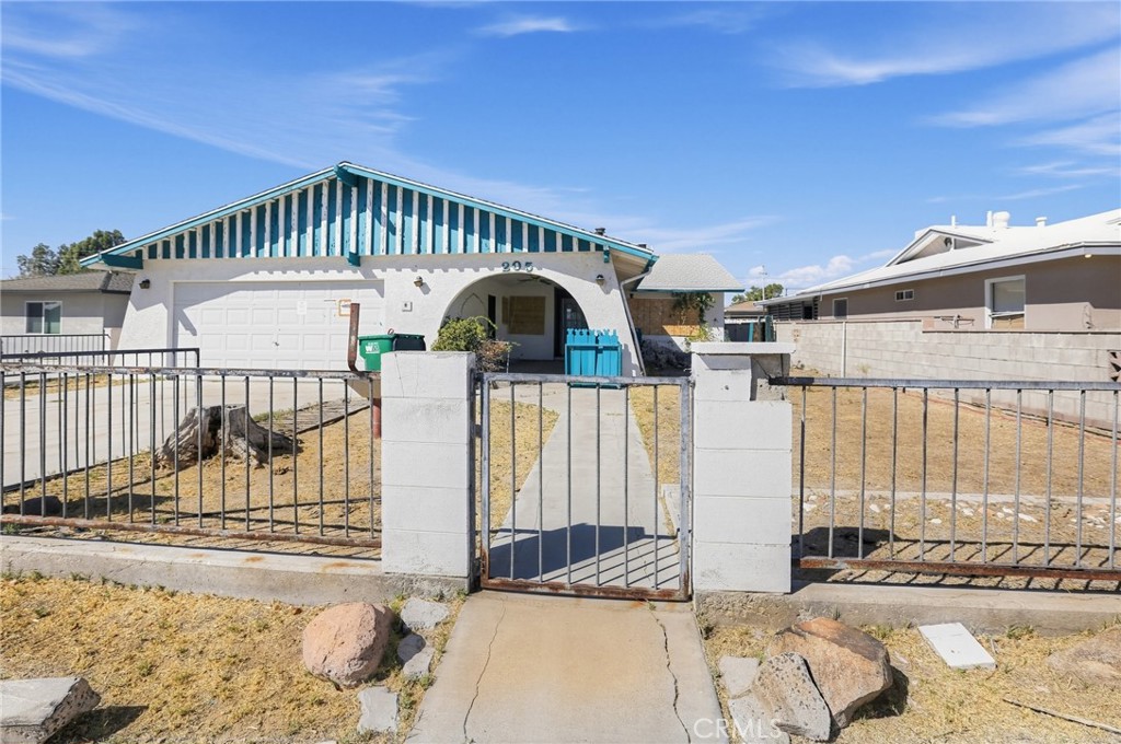 main property photo 2