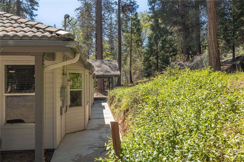 main property photo 50