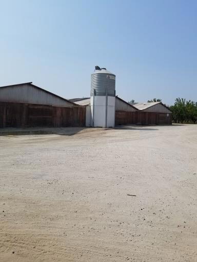 main property photo 10