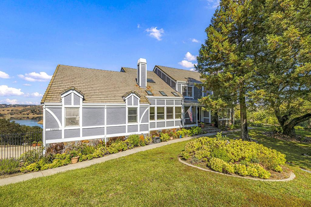 main property photo 2
