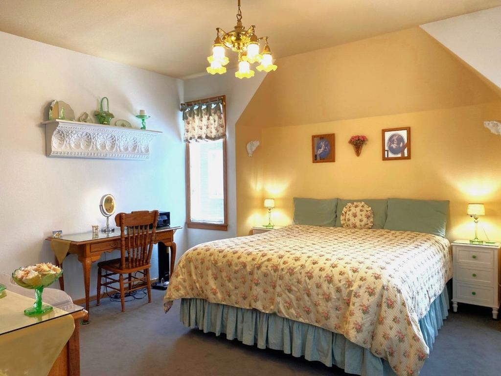 main property photo 24