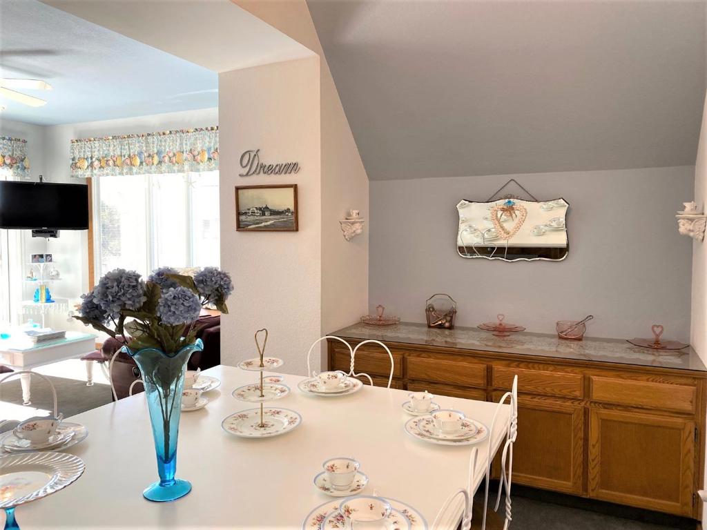 main property photo 67