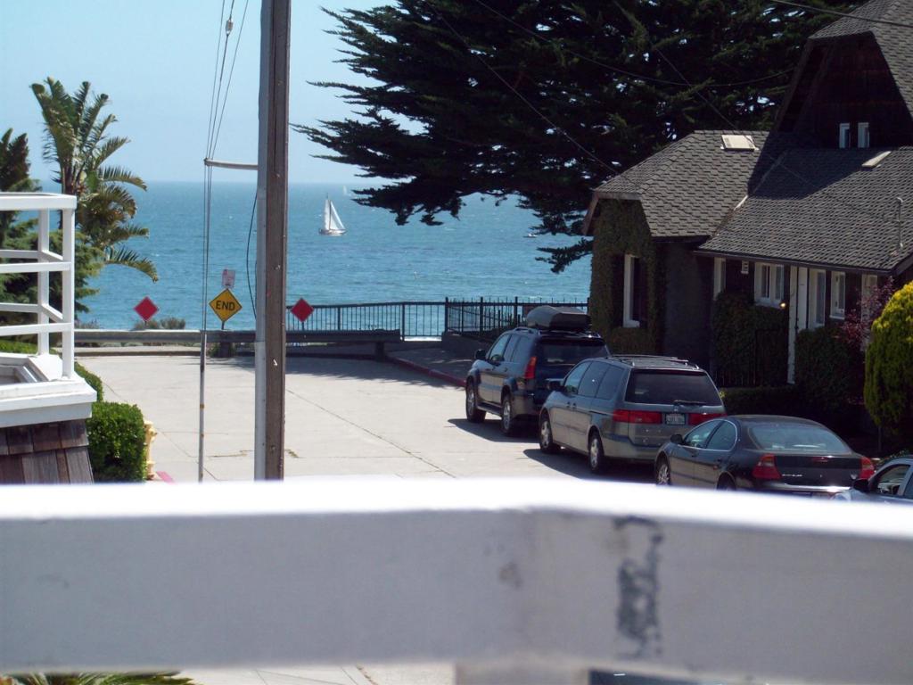 main property photo 9