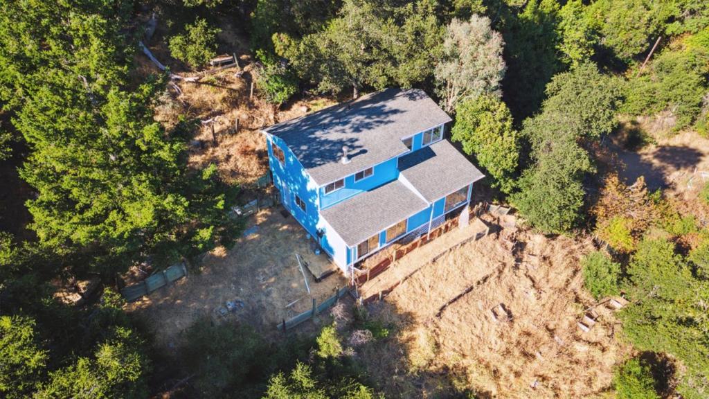 main property photo 50