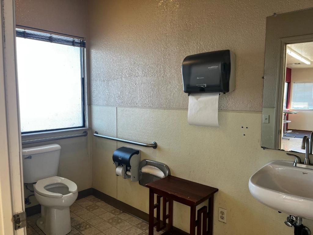 main property photo 10