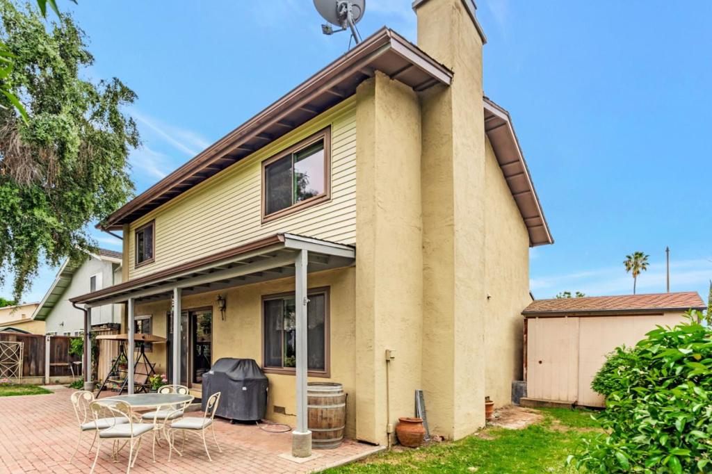 main property photo 39
