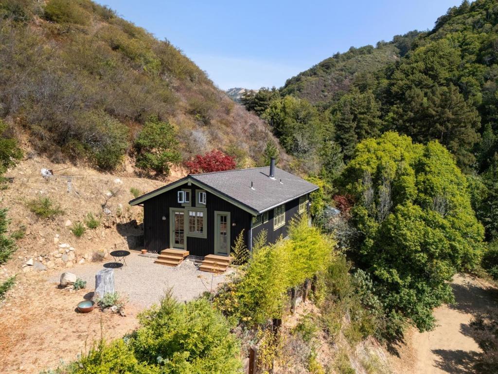main property photo 59