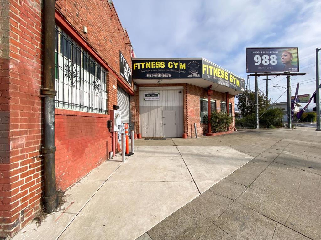 main property photo 6